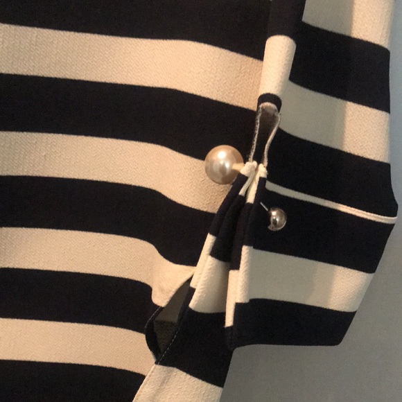 Zara shirt navy/white stripe with pearl hooks! - Picture 3 of 4